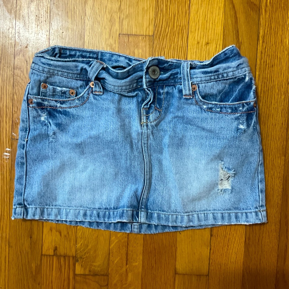 Light blue ,Jean mini skirt . American eagle.
